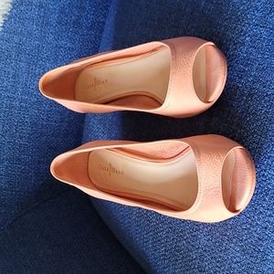 Cole Haan Nike Air technology peach super comfy peep toe shoes.